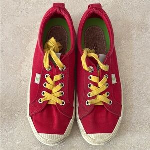Cariuma - Made in Brazil Red Canvas Sneakers